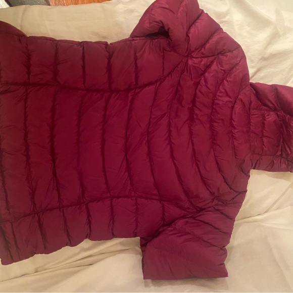 L.L. Bean Women's Jacket in Bright Pink - Picture 4 of 4